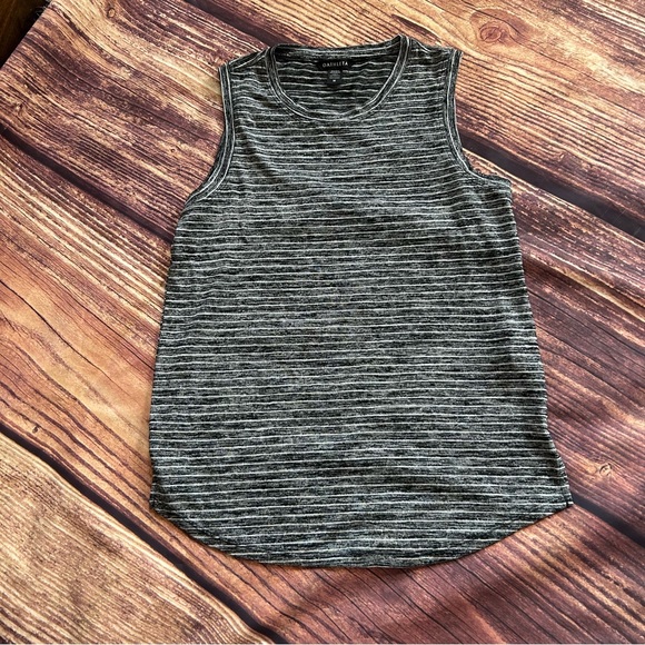 Athleta Tops - Women’s Athleta Tank Top Size M